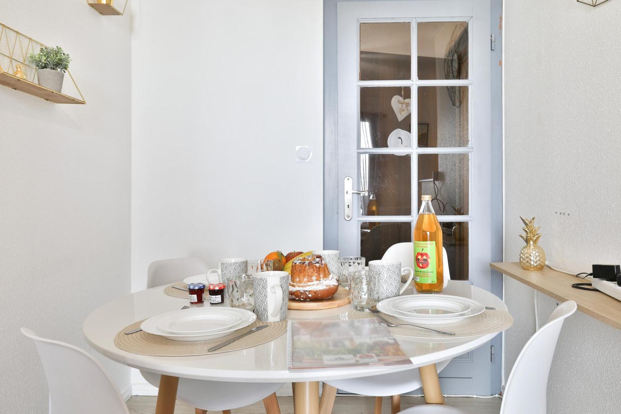 Apartment Duplex Des Vins: Medieval Village Retreat In Alsace